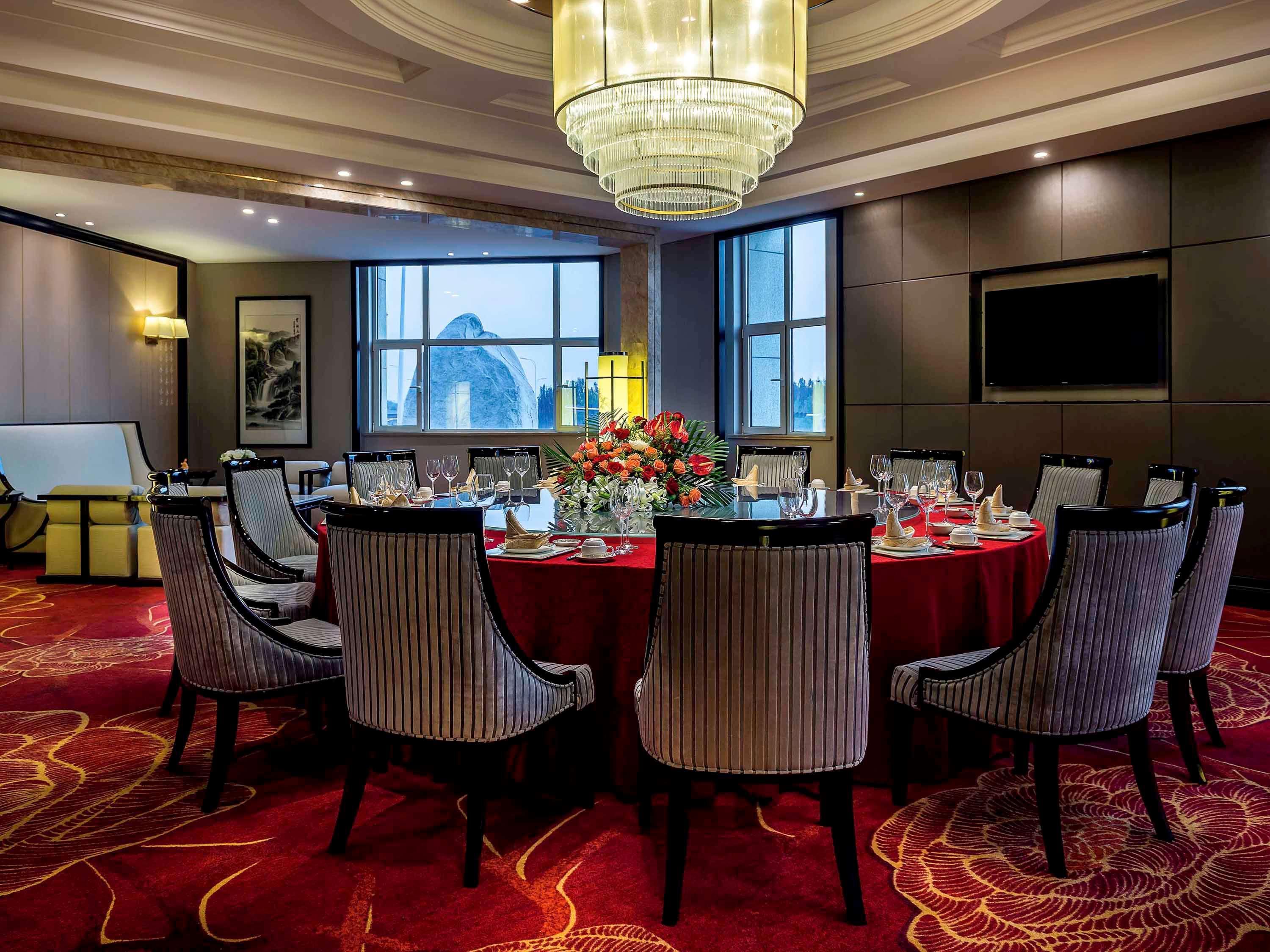 Отель Pullman Qingdao Ziyue Экстерьер фото